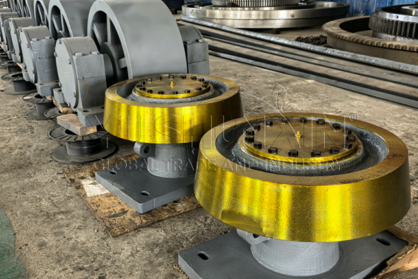 Custom-made thrust roller and bearing housing